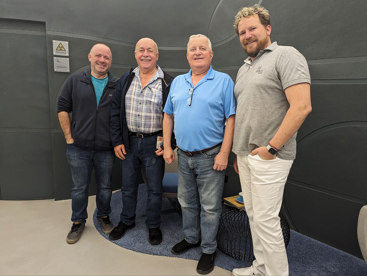 Airomedical Actinium 255 Patient with The Family at MINUTE Medical Vienna