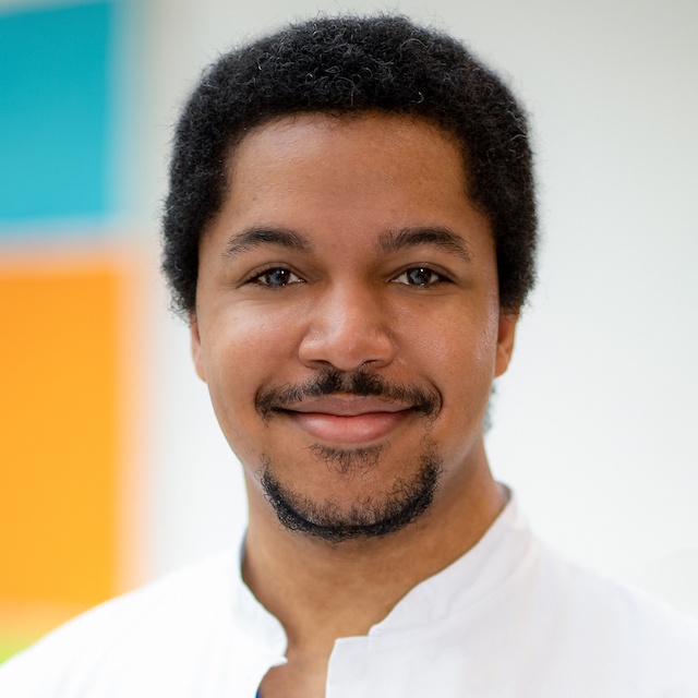 Priv.-Doz. Dr. med. Jonathan Nadjiri, MHBA